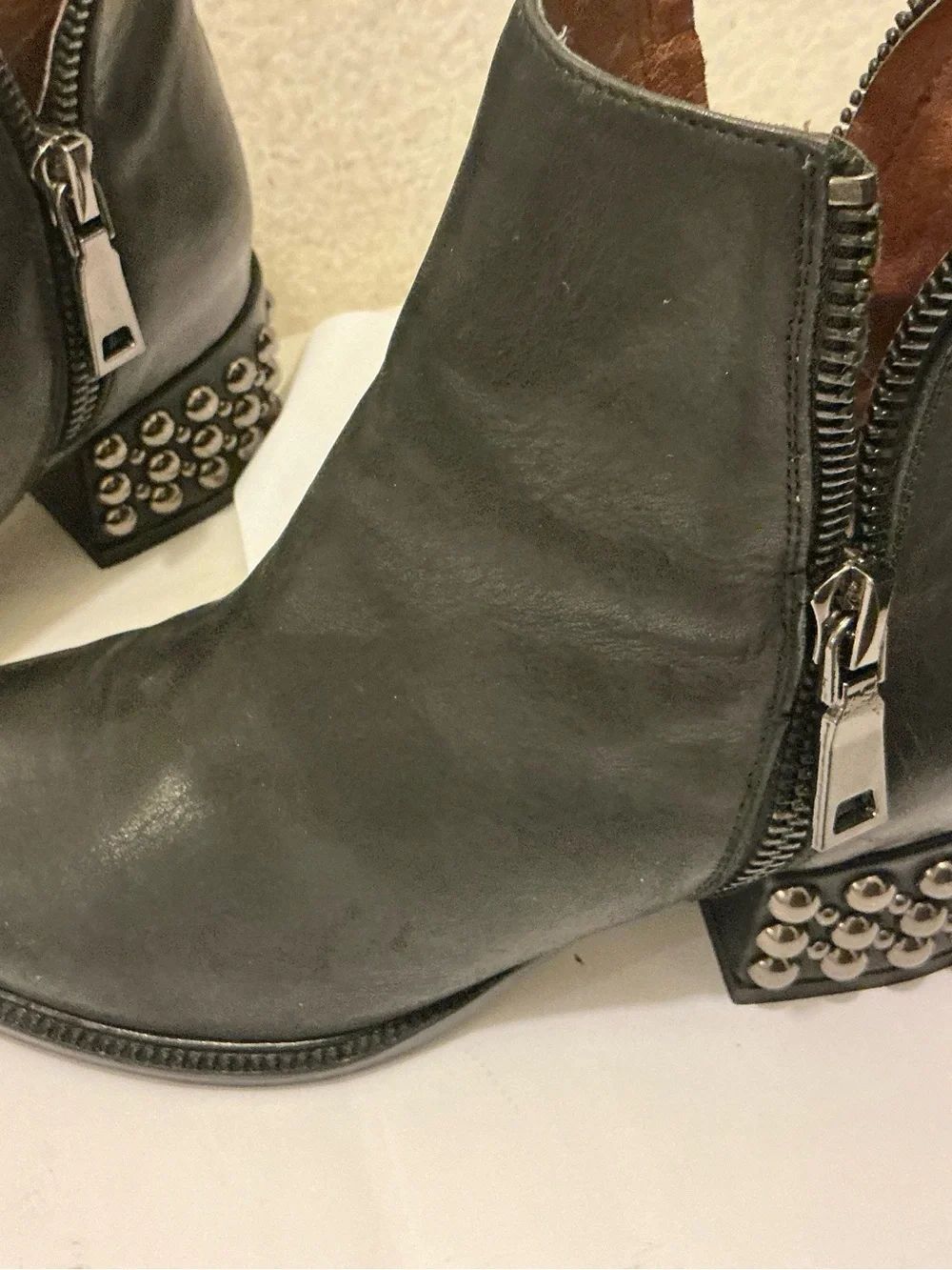 Jeffrey Campbell Black Leather Ankle Boot with Studded Heel double zip - Picture 13 of 13
